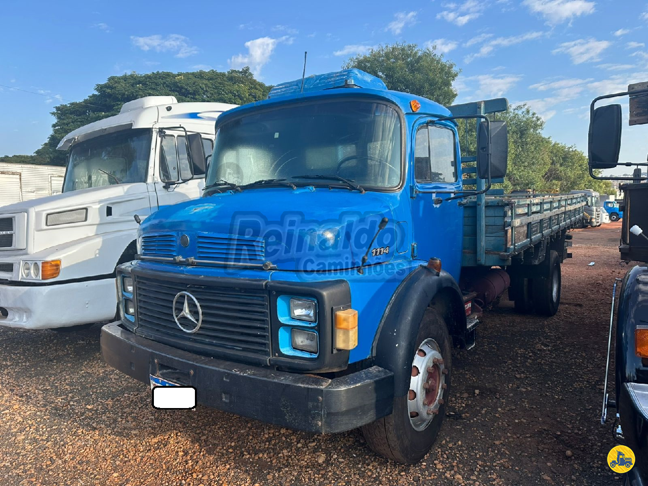 CAMINHAO MERCEDES-BENZ MB 1114 Carga Seca Toco 4x2 Reinaldo Caminhões ARARAQUARA SÃO PAULO SP